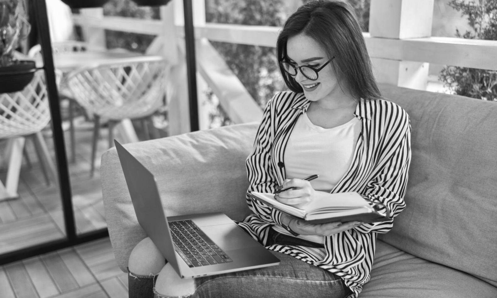 Grafici di crescita del traffico organico e posizionamenti